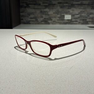 Oakley Women's Burgundy and Ivory Glasses